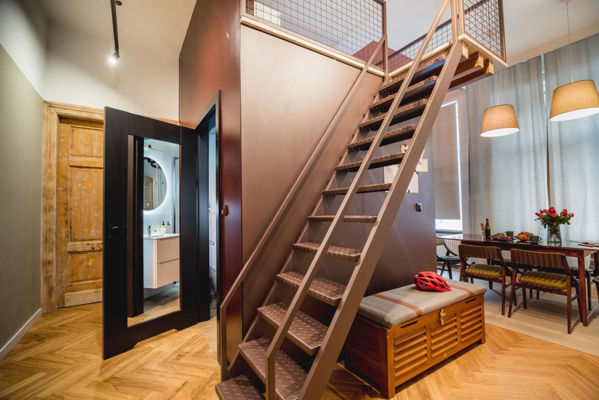 Apartment Quiet Luxury On Florianska *
