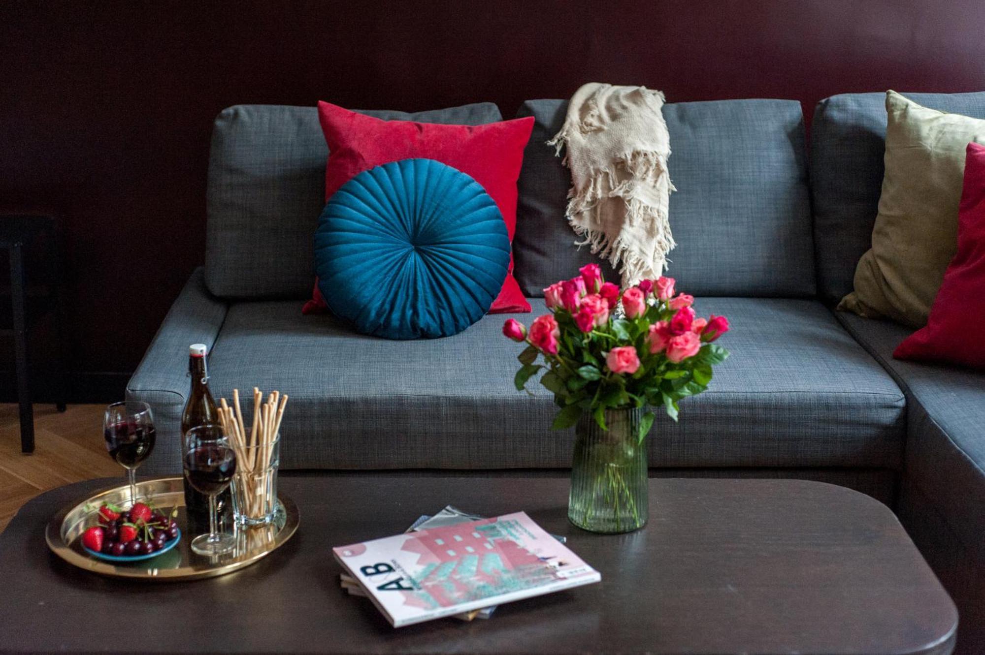 Quiet Luxury On Florianska Apartment